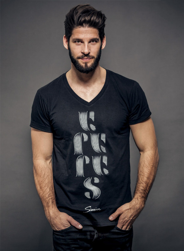 Ararat T-Shirt with V-Neck